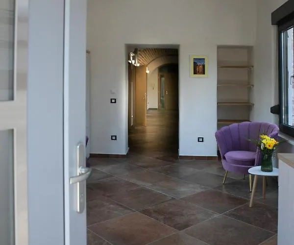 아파트 Premium Mulino 로비니